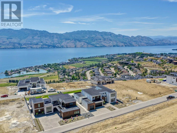 1392 Vineyard Drive, West Kelowna, BC, V4T 3H9 - 3