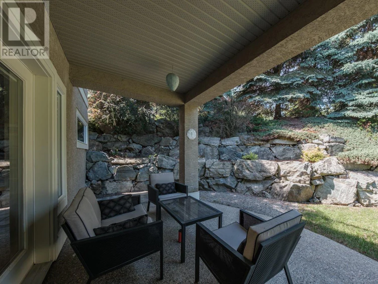 4182 South Gallaghers Boulevard, Kelowna, BC, V1V 4X2 - 43