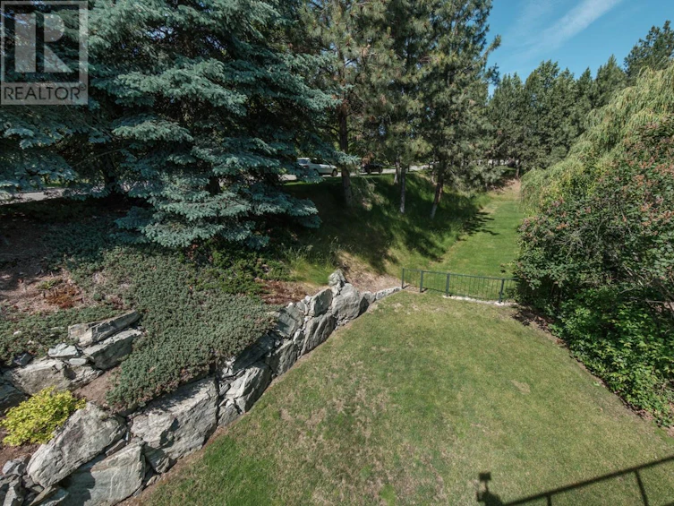 4182 South Gallaghers Boulevard, Kelowna, BC, V1V 4X2 - 11