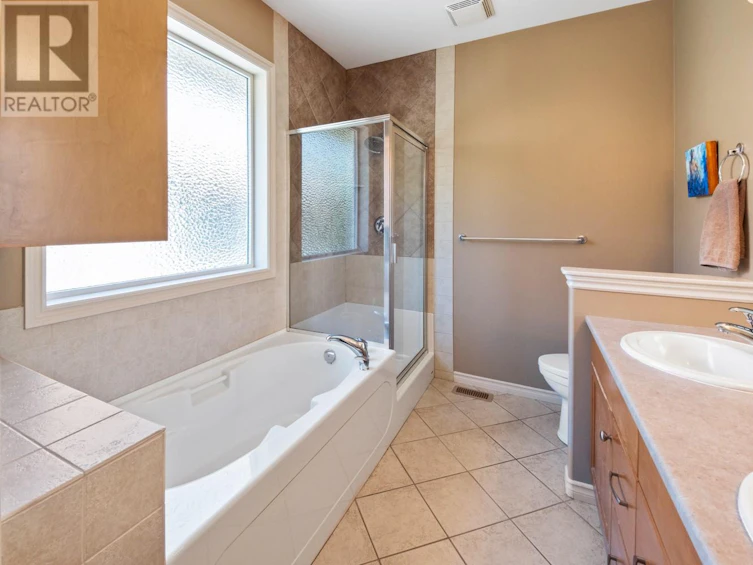 4182 South Gallaghers Boulevard, Kelowna, BC, V1V 4X2 - 26