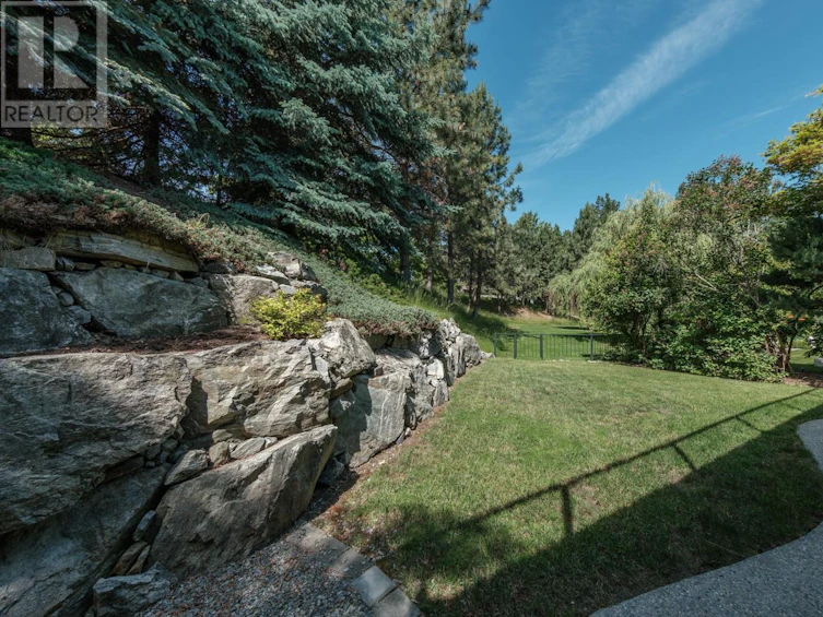 4182 South Gallaghers Boulevard, Kelowna, BC, V1V 4X2 - 44