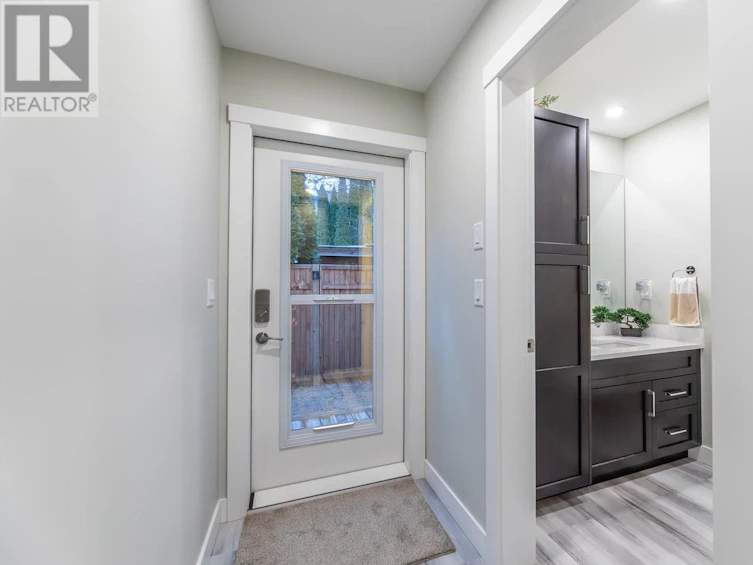 445 Ritchie Avenue, Naramata, BC, V0H 1N0 - 22
