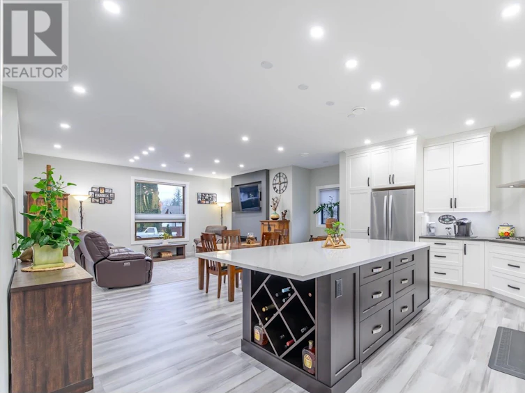 445 Ritchie Avenue, Naramata, BC, V0H 1N0 - 3