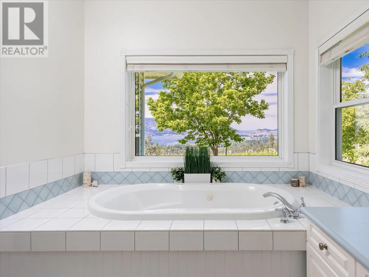 4855 Chute Lake Road, Kelowna, BC, V1W 4M3 - 26
