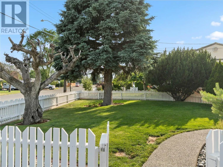 1720 Fleetwood Avenue, Kamloops, BC, V2B 4R3 - 11