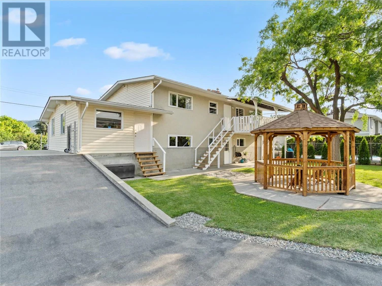 1720 Fleetwood Avenue, Kamloops, BC, V2B 4R3 - 3