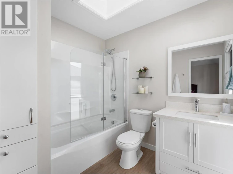 420 West Avenue, Kelowna, BC, V1Y 4Z2 - 25