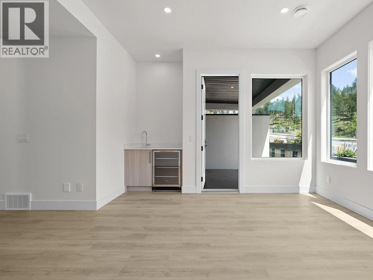 3462 Hilltown Close, Kelowna, BC, V1V 0H4 - 36