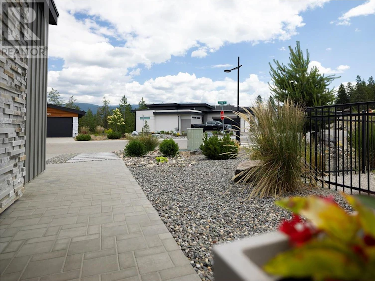 10252 Long Road, Lake Country, BC, V4V 0A9 - 80