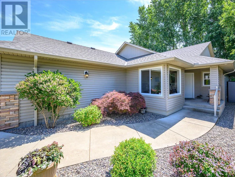 106-2200 53 Avenue, Vernon, BC, V1T 9N8 - 2