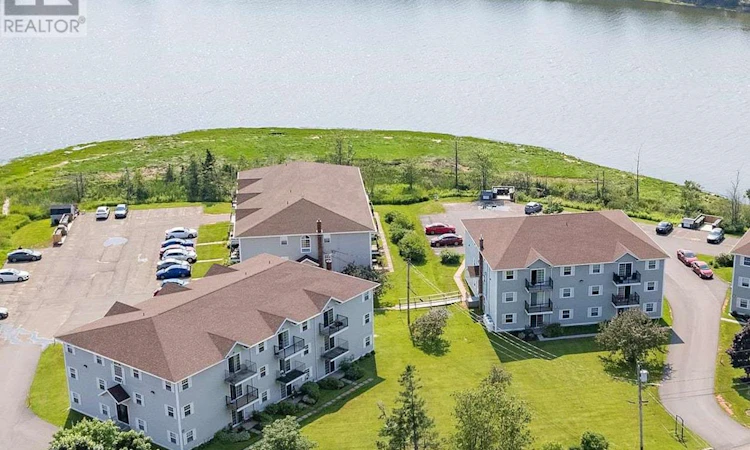 106 6-22 Waterview Heights