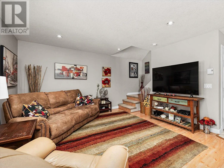 1404 Inkar Road, Kelowna, BC, V1Y 8H7 - 11