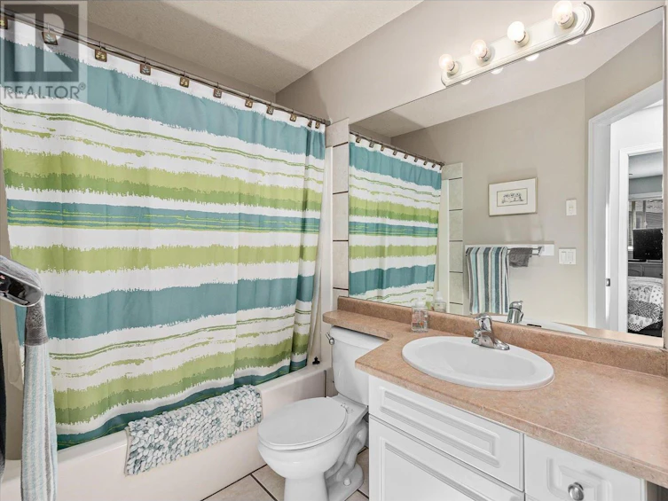 1404 Inkar Road, Kelowna, BC, V1Y 8H7 - 18