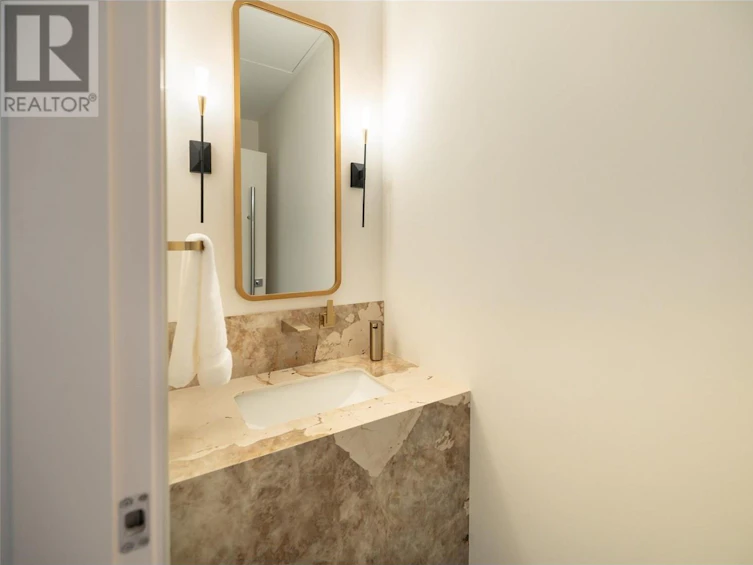 601-460 Groves Avenue, Kelowna, BC, V1Y 4Y5 - 33