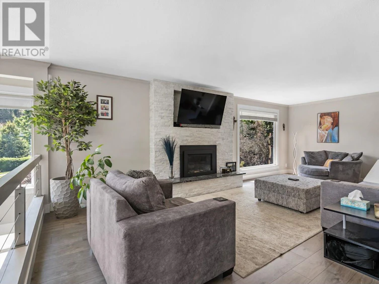 607 South Clifton Road, Kelowna, BC, V1V 1A7 - 10