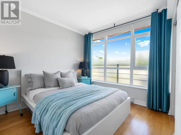 323-2268 West Broadway Street, Vancouver, BC, V6K 0B2 - 22