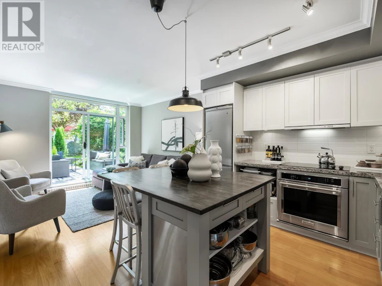 323-2268 West Broadway Street, Vancouver, BC, V6K 0B2 - 8