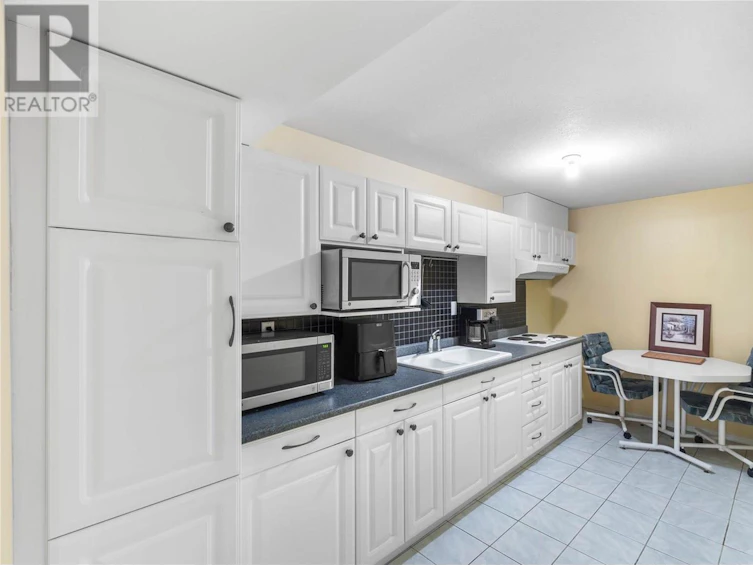 1840 Mckinley Court, Kamloops, BC, V2E 2L9 - 9