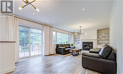 293 Poyntz Avenue, Toronto, ON, M2N 1J8
