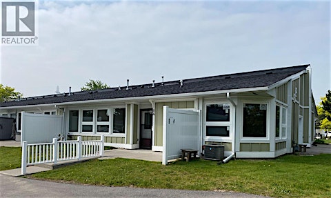 11A Father Biro Trail, Hamilton, ON, L9B 1T8
