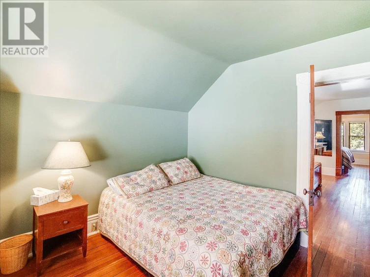 723 Latimer Street, Nelson, BC, V1L 4V5 - 28