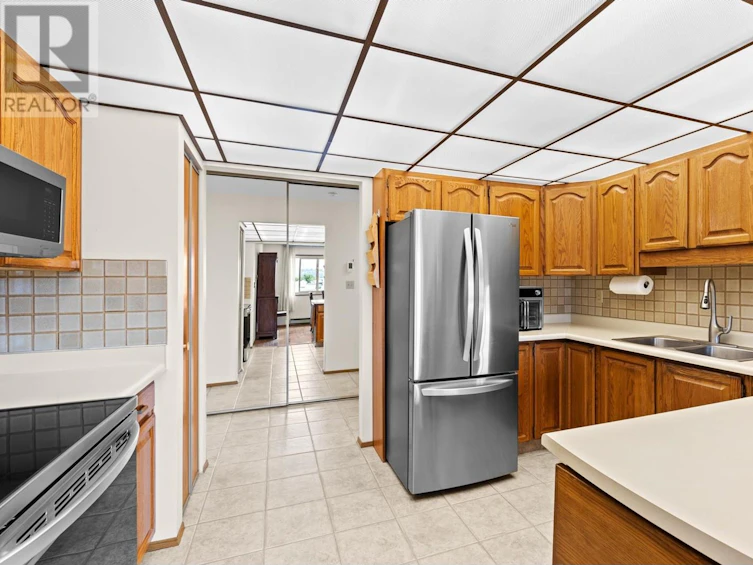 309-2110 Hoy Street, Kelowna, BC, V1Y 8S8 - 4