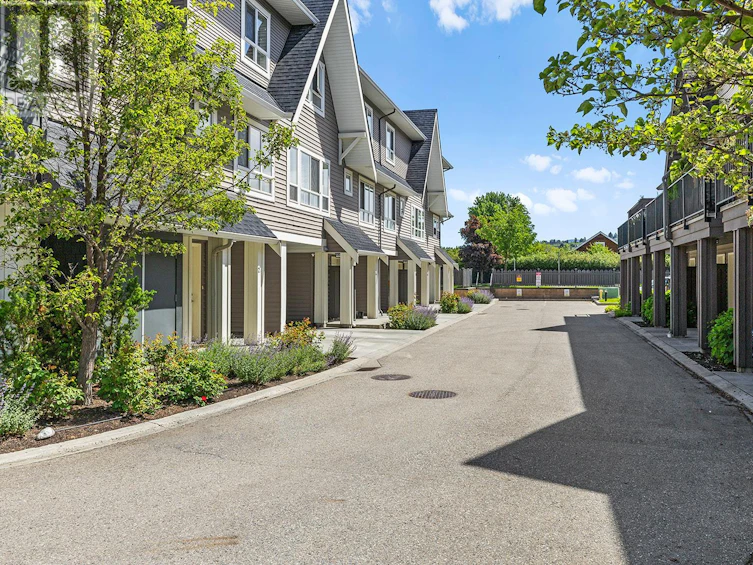 2-680 Old Meadows Road, Kelowna, BC, V1W 5L4 - 3