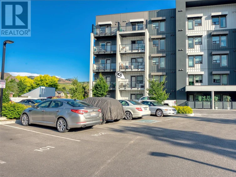 215-2555 Lakeshore Road, Vernon, BC, V1H 0A4