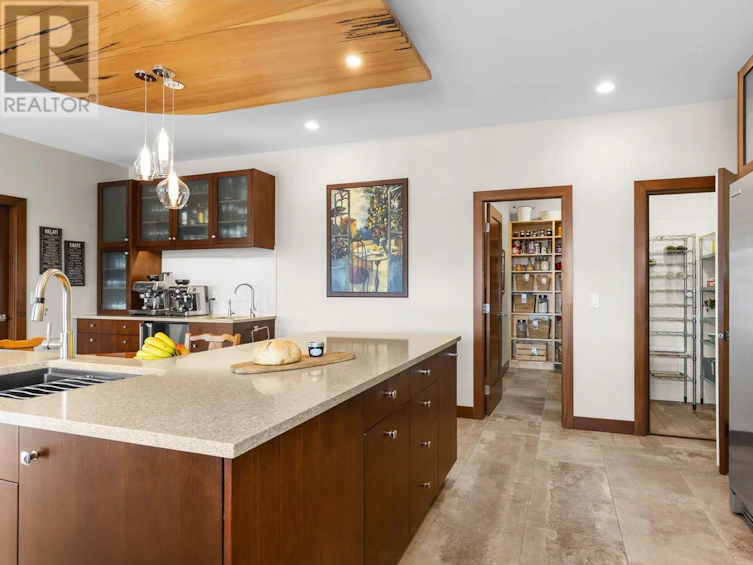 3318 Vineyard View Drive, West Kelowna, BC, V4T 3M3 - 8