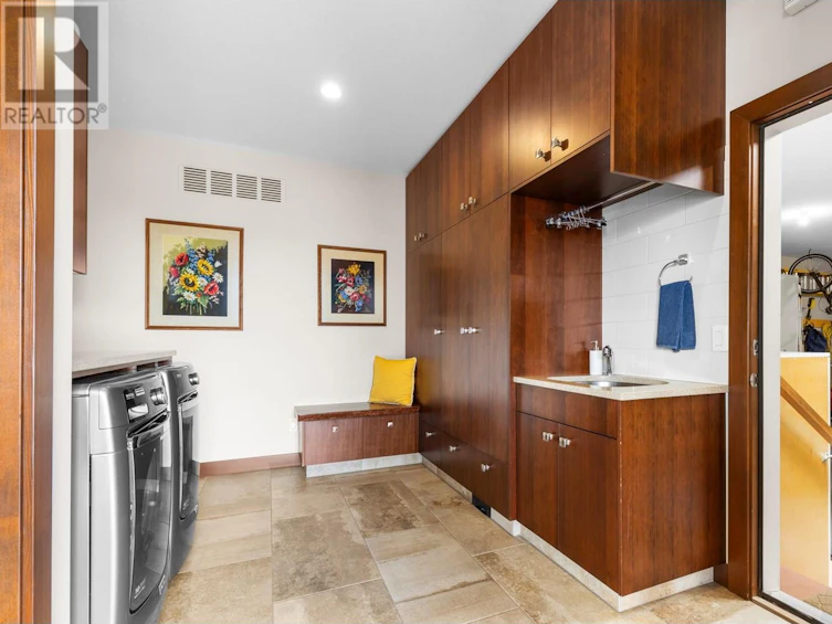 3318 Vineyard View Drive, West Kelowna, BC, V4T 3M3 - 40
