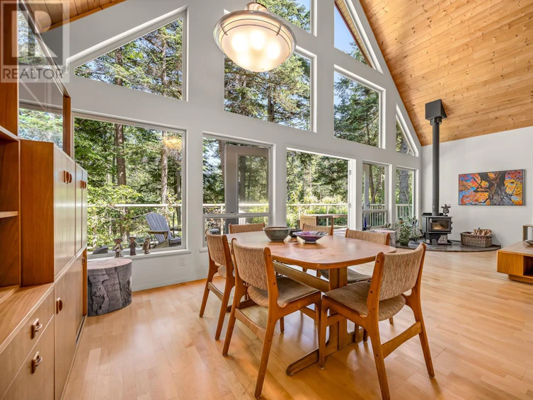 5455 Porpoise Crescent, Hornby Island, BC, V0R 1Z0 - 6