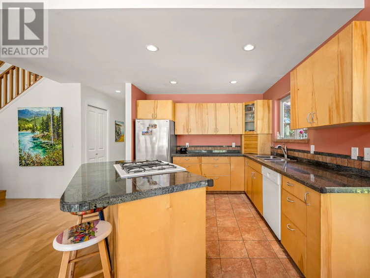5455 Porpoise Crescent, Hornby Island, BC, V0R 1Z0 - 9