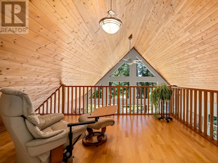 5455 Porpoise Crescent, Hornby Island, BC, V0R 1Z0 - 20