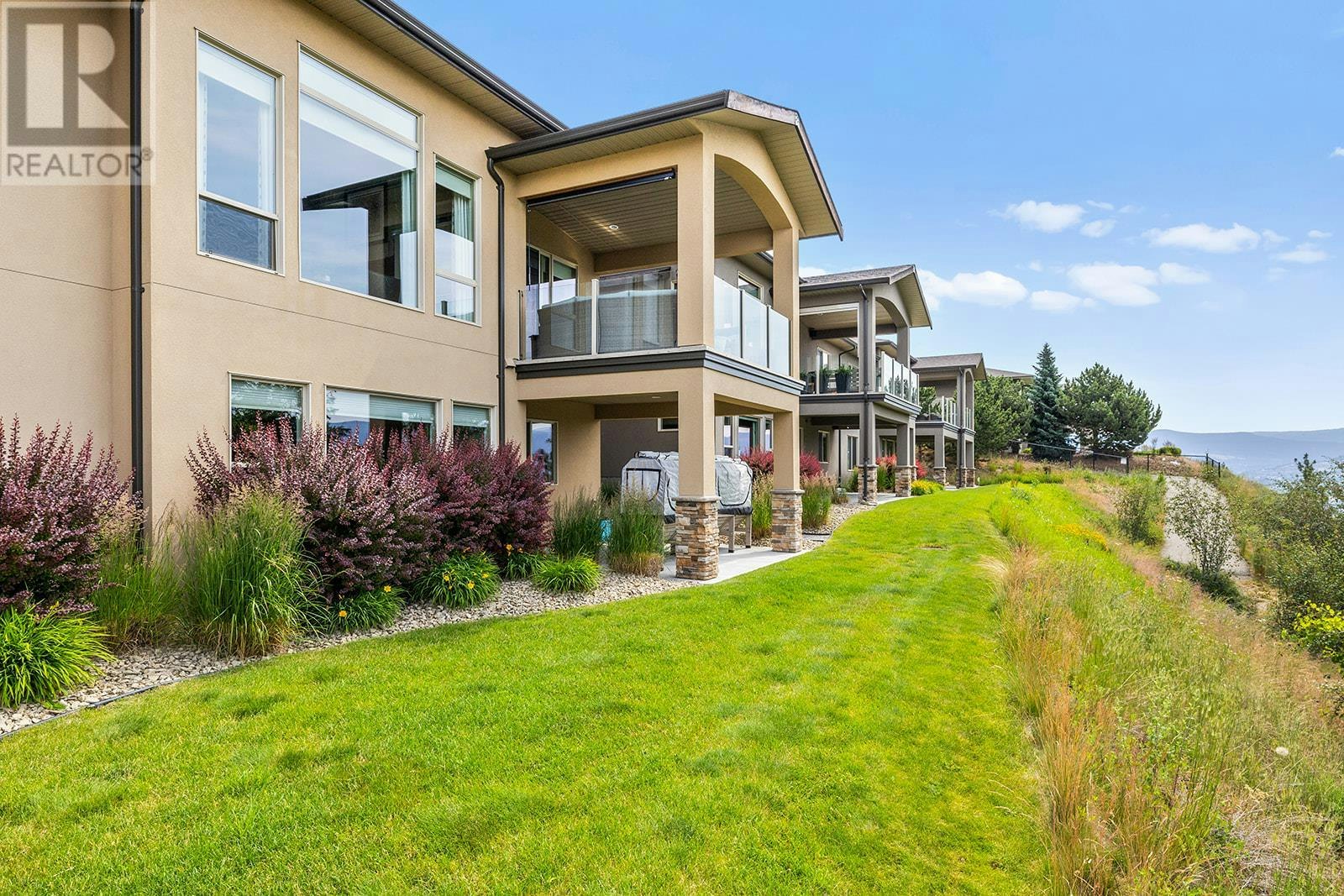 18-588 Harrogate Lane, Kelowna, BC, V1V 3C1 - 2