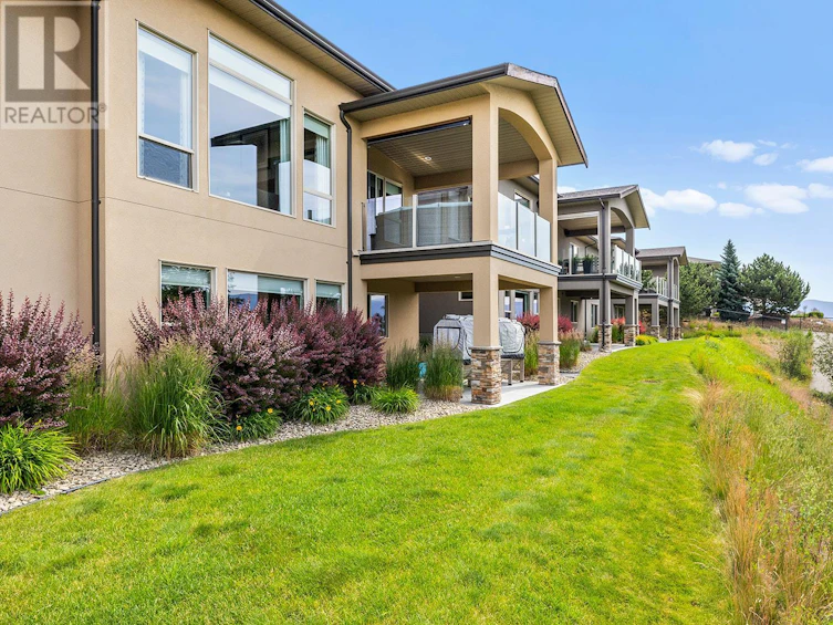 18-588 Harrogate Lane, Kelowna, BC, V1V 3C1 - 2