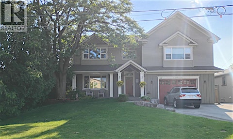 25 Waltham Drive, Toronto, ON, M9V 1S6