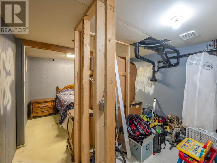 1486 3a Highway, Olalla, BC, V0X 1N6 - 35