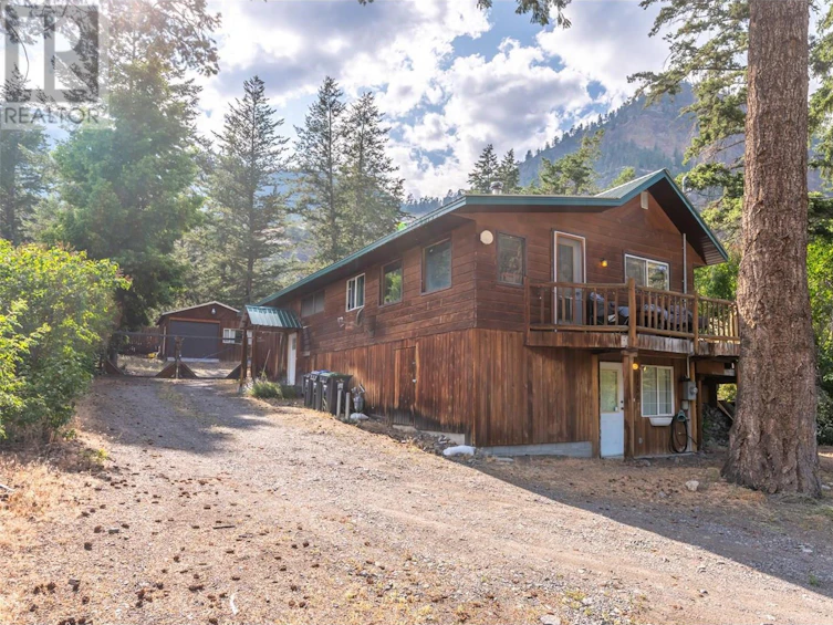 1486 3a Highway, Olalla, BC, V0X 1N6 - 57