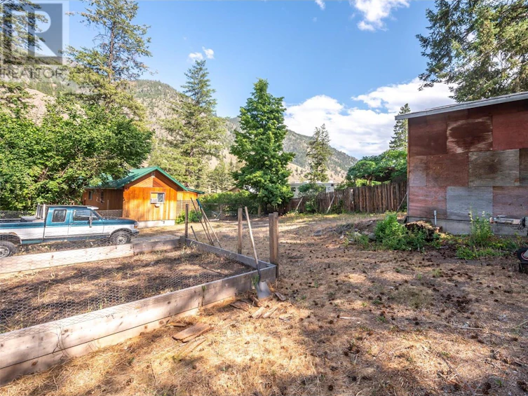 1486 3a Highway, Olalla, BC, V0X 1N6 - 52