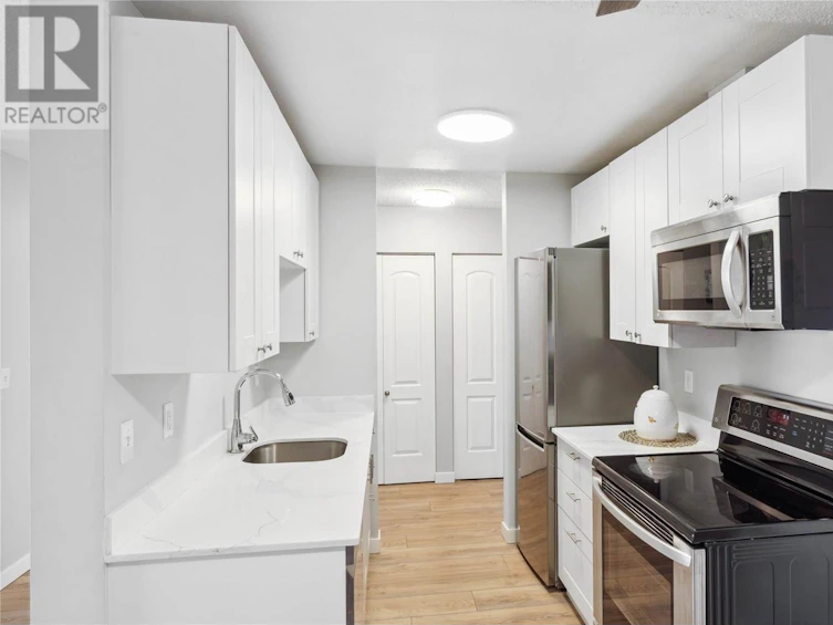 42-1810 Summit Drive, Kamloops, BC, V2E 2C7 - 3