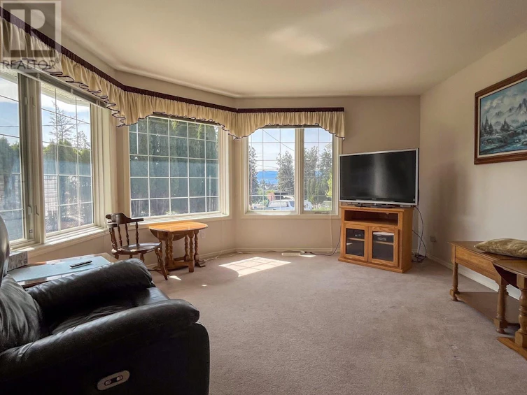 501 Stanley Crescent, Kelowna, BC, V1W 4L8 - 9