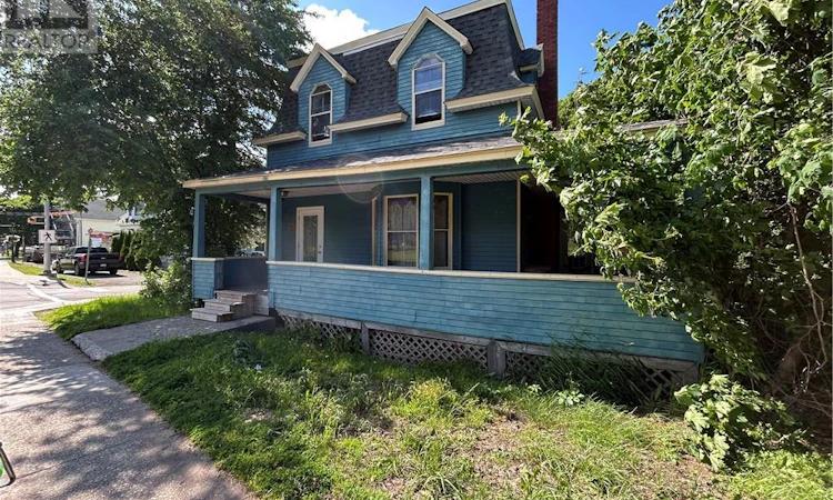 416 Main Street