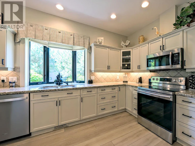 18-4100 Gallaghers Parkland Drive, Kelowna, BC, V1W 3Z8 - 20