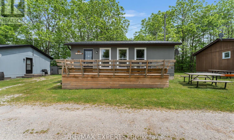 19 - 230-232 Lake Dalrymple Road