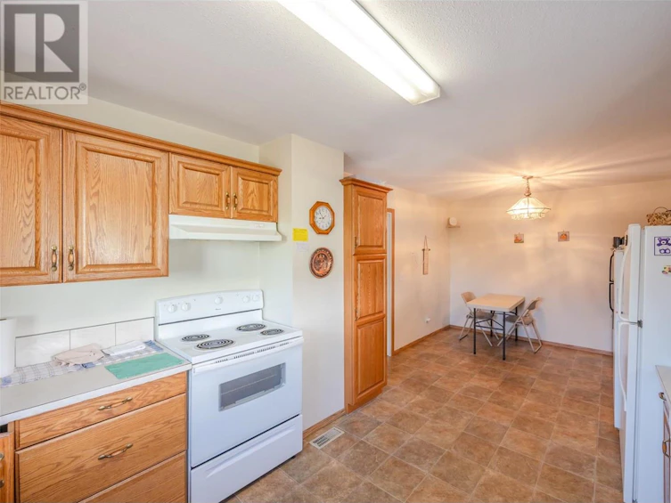 6006 Maple Drive, Osoyoos, BC, V0H 1V3 - 8