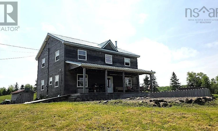 656 Ohio East Road