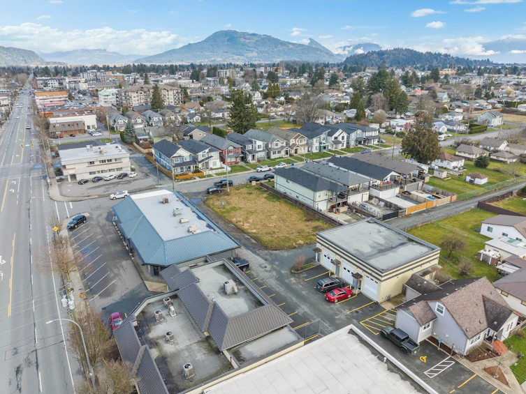 46004 Fourth Avenue, Chilliwack, BC, V2P 1N1 - 6