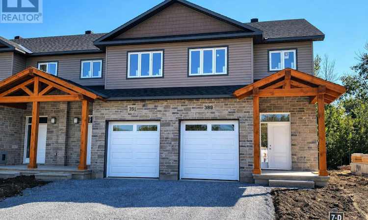 355 Voyageur Place
