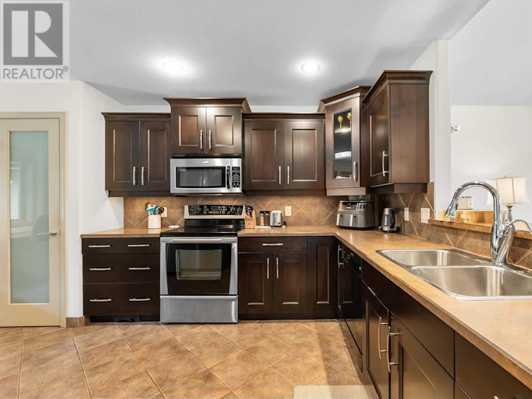3428 Camelback Drive, Kelowna, BC, V1X 8A8 - 16
