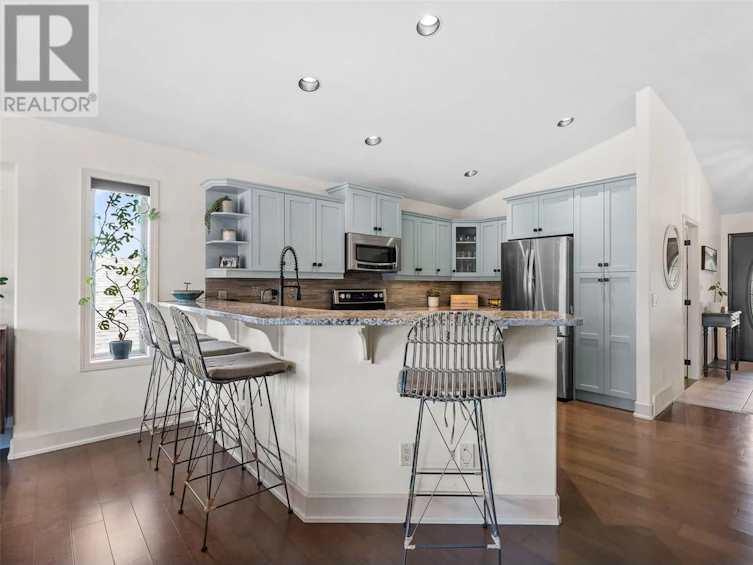 3430 Camelback Drive, Kelowna, BC, V1X 8A8 - 14